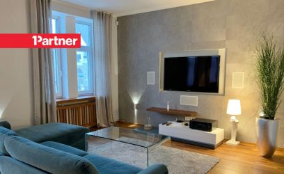 Pilte Kena kodu kesklinna tuiksoonel.