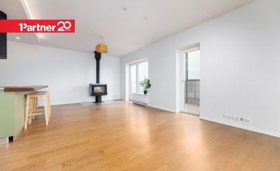 Pilte ERAKORDNE KATUSEKORTER- KAMIN, SAUN, 2 RÕDU JA WALK-IN GARDEROOB