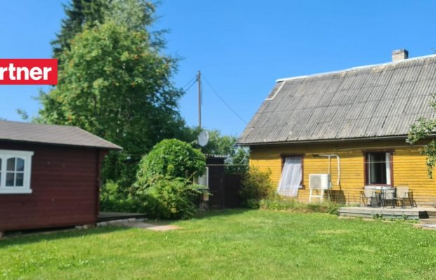 Image 4 of 25