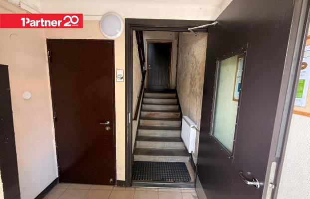 Image 6 of 27