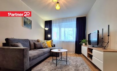 Pilte VÄRSKELT RENOVEERITUD AVAR 1-TOALINE RÕDUGA KODU!