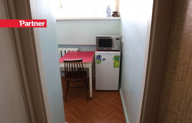 Image 2 of 11