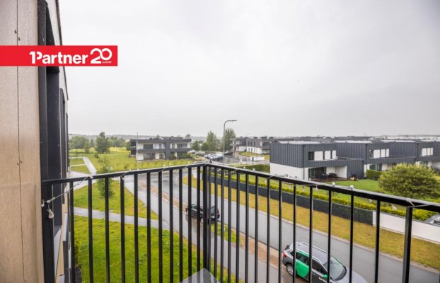 Image 6 of 32