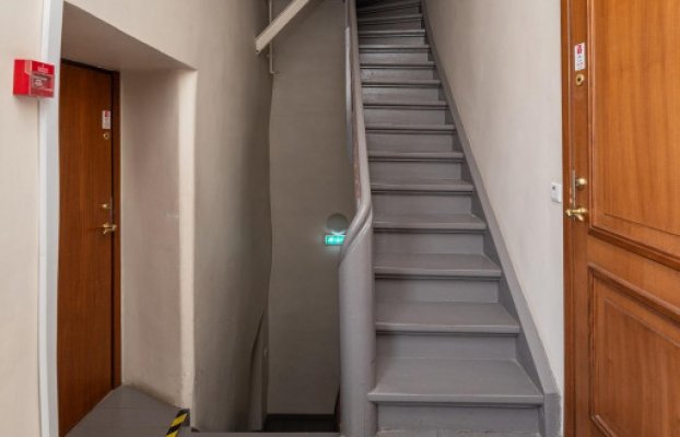 Image 16 of 27