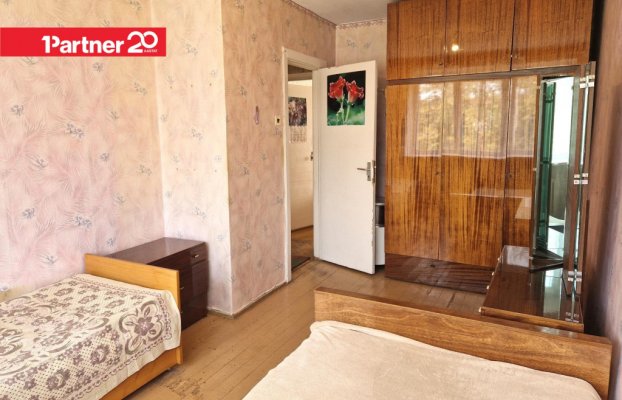 Image 10 of 21