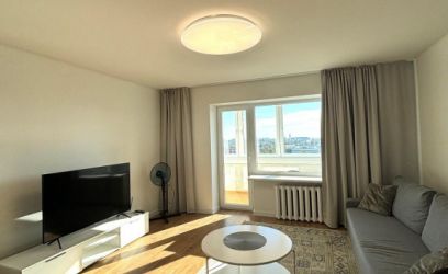 Image of SUUR RÕDU -  AVAR VAADE - KADRIORG KÕRVAL - ILUS KORTER!