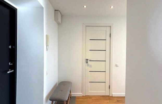 Image 21 of 27