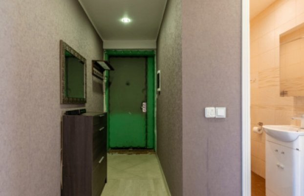 Image 9 of 16
