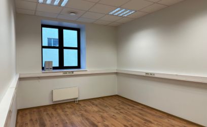 Image of Müüme väikese büroo-teeninduspinna kesklinnas!