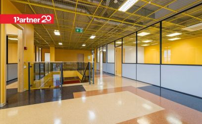 Image of ANNAME ÜÜRILE PETERBURI TEE 34 BÜROOPINNA!