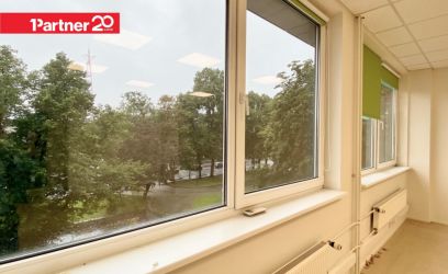 Image of VALGUSKÜLLANE ÄRIPIND KESKLINNAS! Parkimine maja ümber.