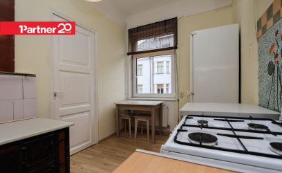 Image of Komeedi tn 9