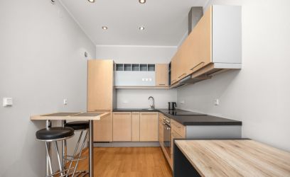 Image of KÕRGETE LAGEDEGA KORTER SOLARIS KESKUSE KÕRVAL!