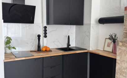 Pilte VÄRSKELT RENOVEERITUD KORTER RUKKI TÄNAVAL - OLEMAS ON KAMIN!