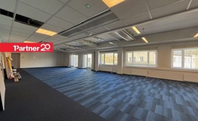 Pilte Anname üürile büroo Telliskivi ja Vanalinna piiril!