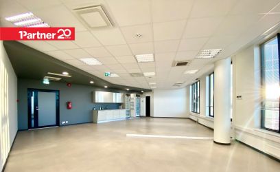 Image of TASUTA PARKIMINE! SAAB TEKITADA 2-3 KABINETTI!