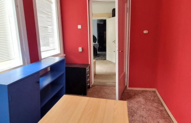 Image 19 of 27