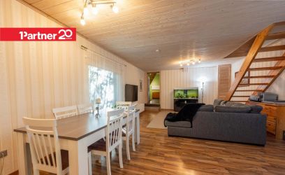 Pilte BRONEERITUD! PERESÕBRALIK JA SUURE KRUNDIGA KODU TUPIKU LÕPUS