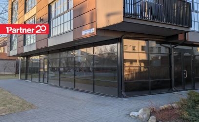 Image of AVAR JA MULTIFUNKTSIONAALNE VITRIINAKENDEGA ÄRIPIND KALASADAMAS