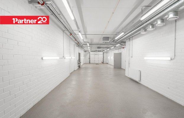 Image 15 of 31