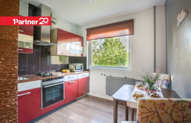 картина 1 of 19