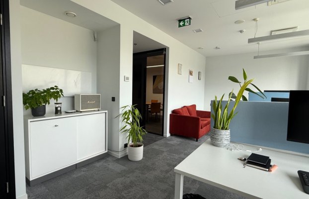 картина 9 of 18