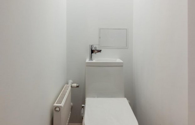 Image 16 of 25