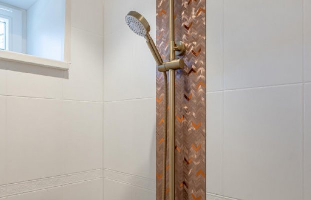 Image 12 of 25